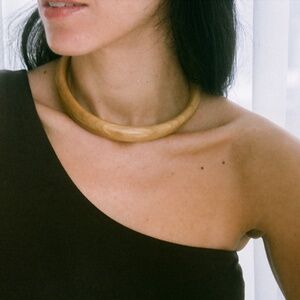 31. SOPHIE MONET Zoe Collar Necklace Handmade Teak Wood NWOT $250